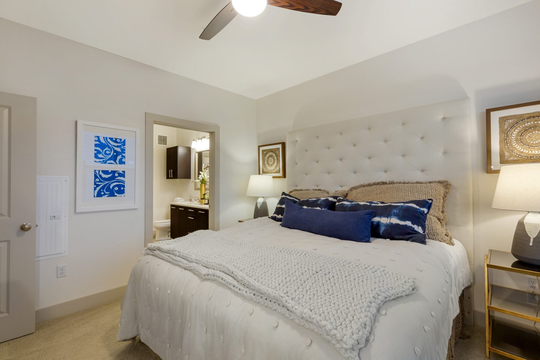 Gallery Bell Westford Upscale Apartments